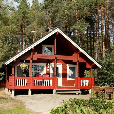 Villa Tamminiemen Lomamoekit Kustavi Esterno foto