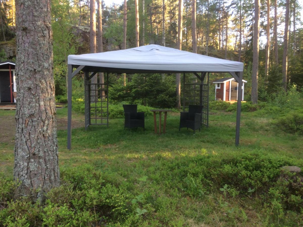 Villa Tamminiemen Lomamoekit Kustavi Esterno foto